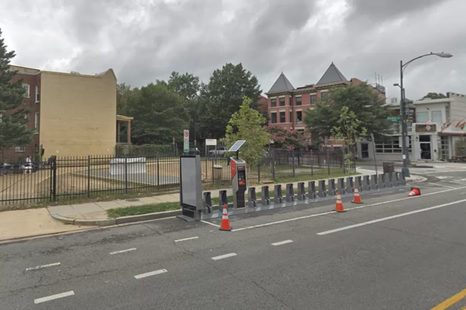 11th Street and Park Road
